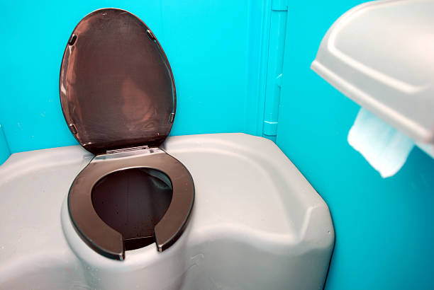 Porta potty delivery and setup in Wheat Ridge, CO